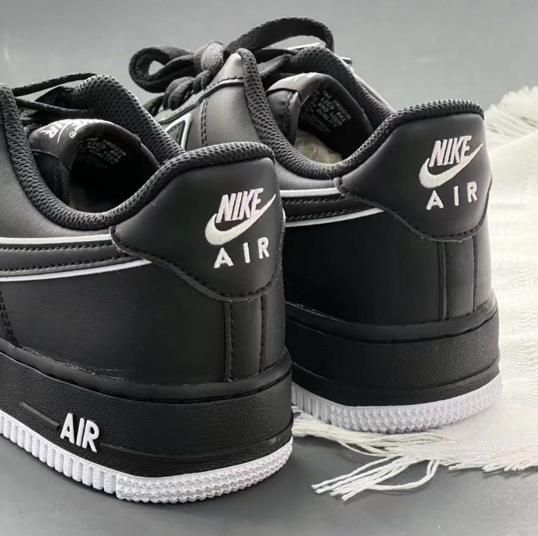 AIR FORCE 1 BLACK AND WHITE