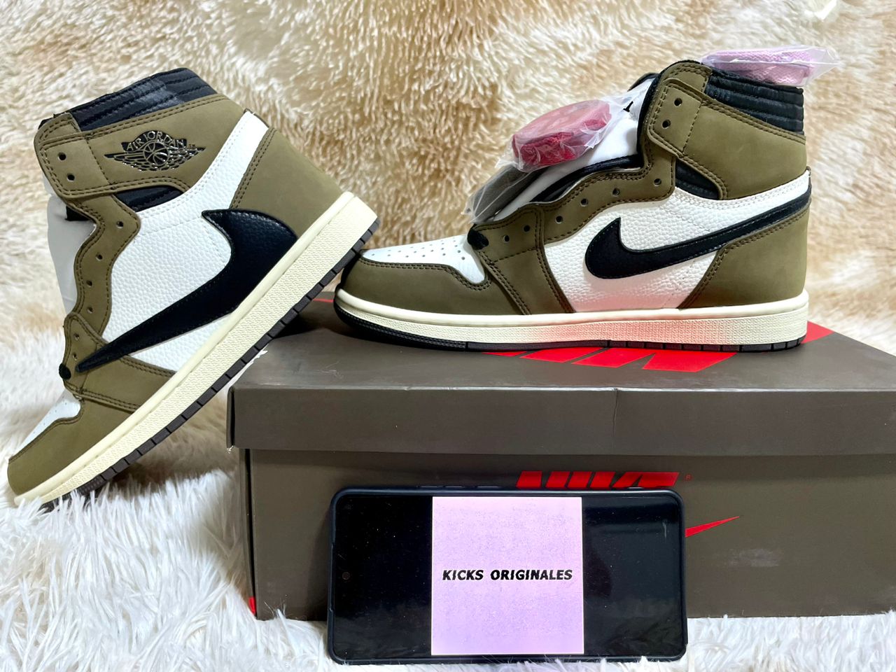 AIR JORDAN 1 RETRO HIGH DARK MOCHA